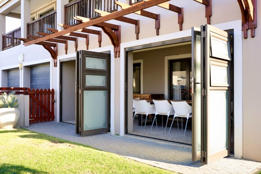3 Bedroom Property for Sale in Kraaibosch Western Cape